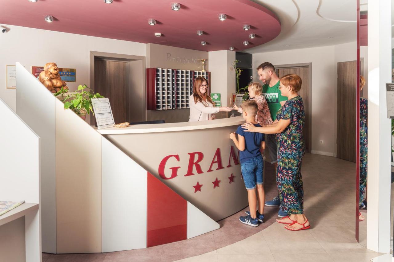 Granada Conference, Wellness And Sport Hotel Kecskemét Exteriér fotografie