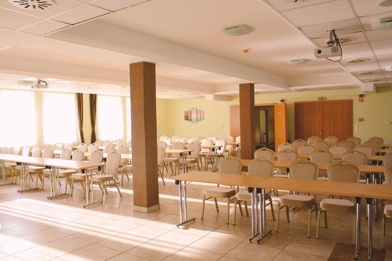 Granada Conference, Wellness And Sport Hotel Kecskemét Exteriér fotografie