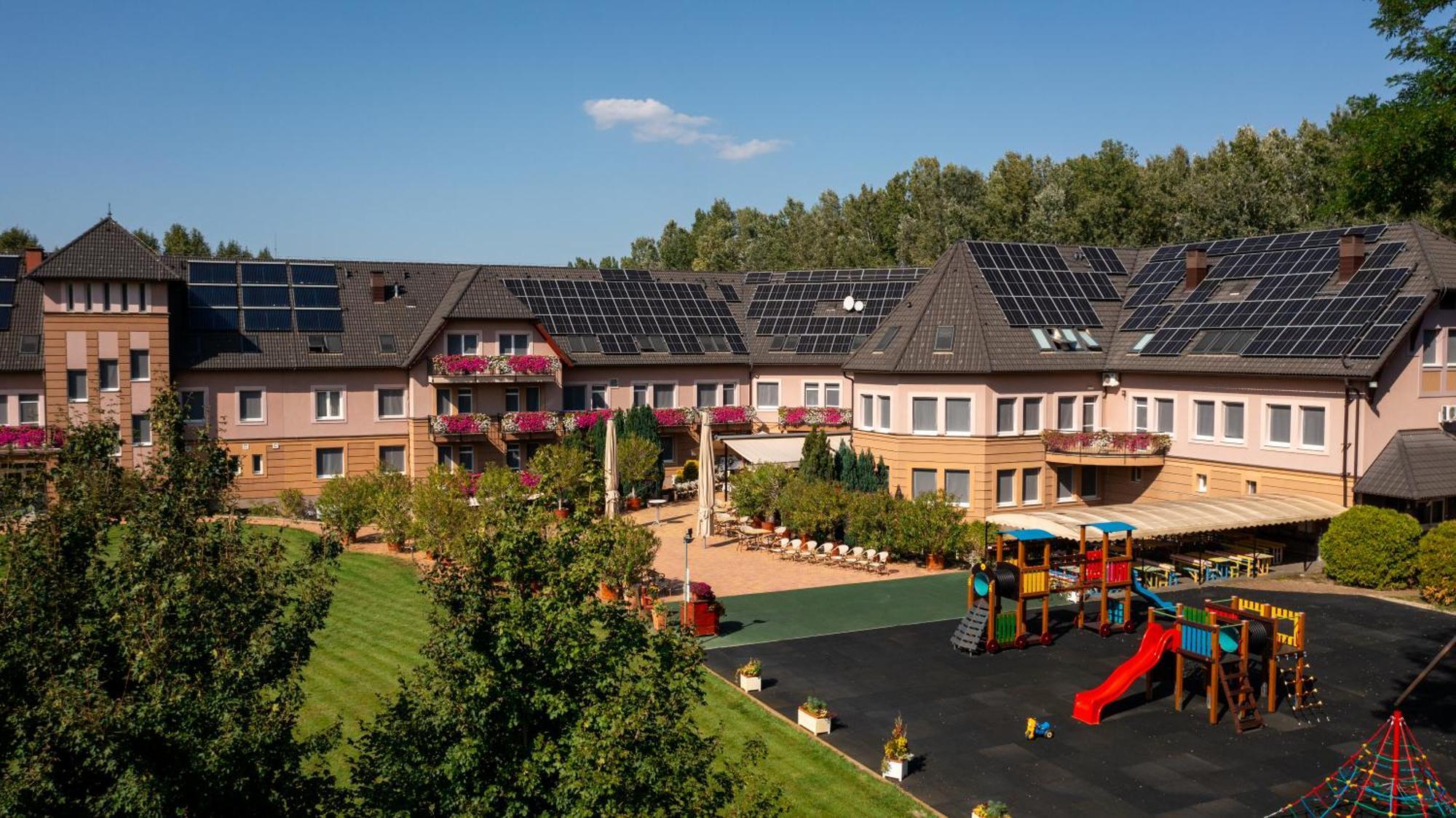 Granada Conference, Wellness And Sport Hotel Kecskemét Exteriér fotografie